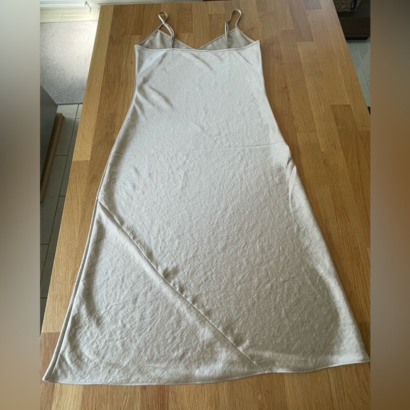 Aritzia Wilfred Only Slip dress -XS - Picture 3 of 6